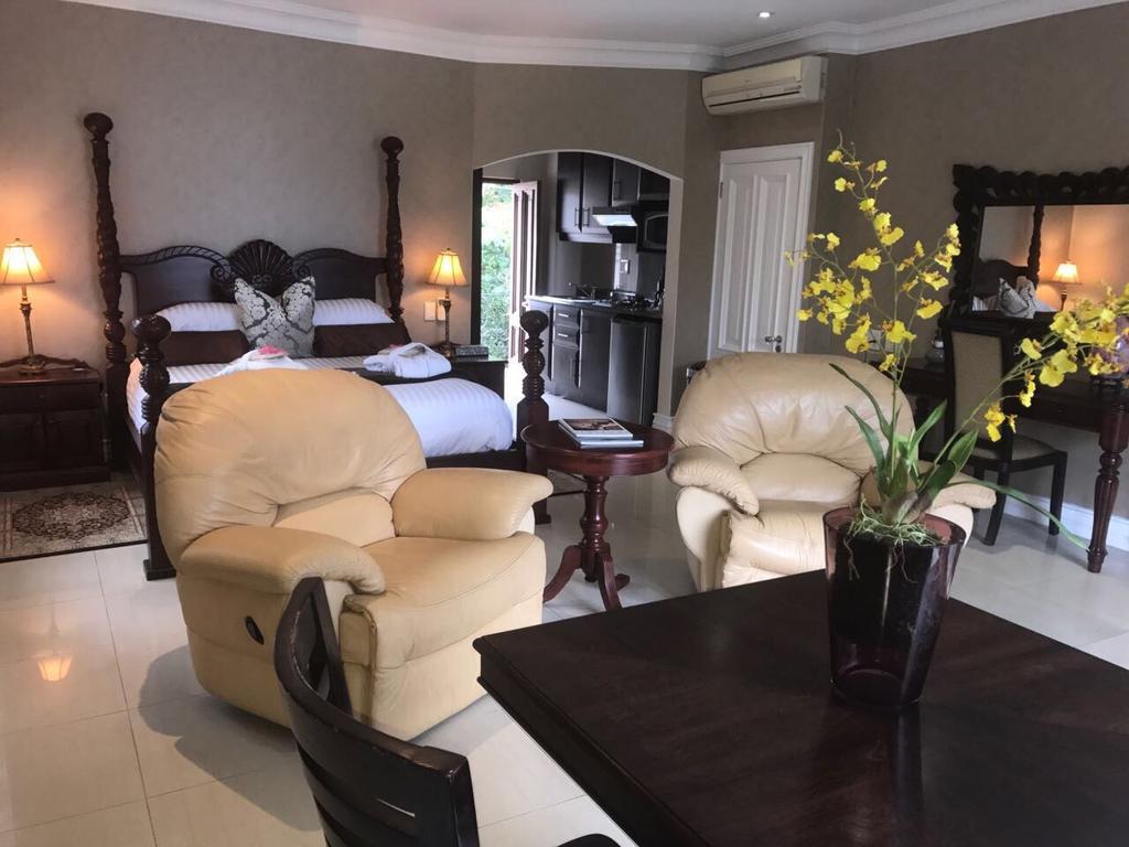 Luxury Beach Apartments Amanzimtoti Exterior foto